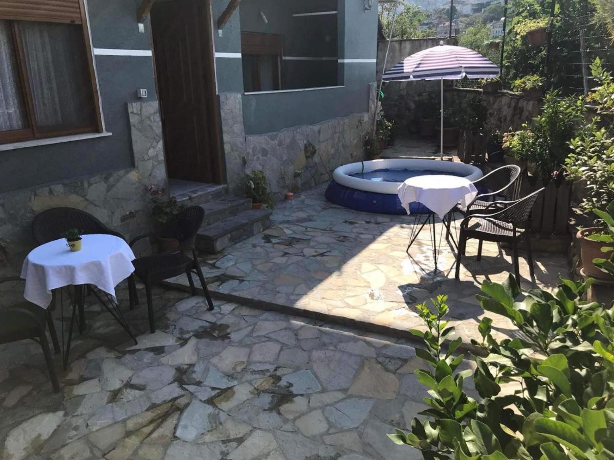 فندق Gjirokastërفي  House المظهر الخارجي الصورة