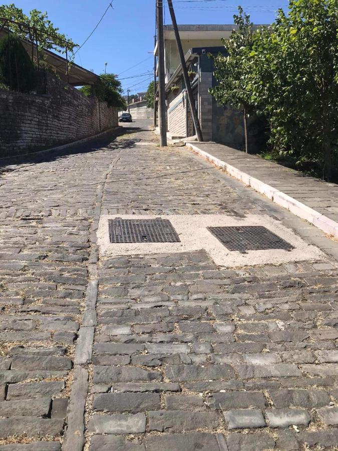 فندق Gjirokastërفي  House المظهر الخارجي الصورة